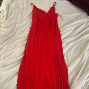 red slit leg cami dress✨